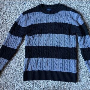 GAP Kids Black and Gray Cable Knit Sweater